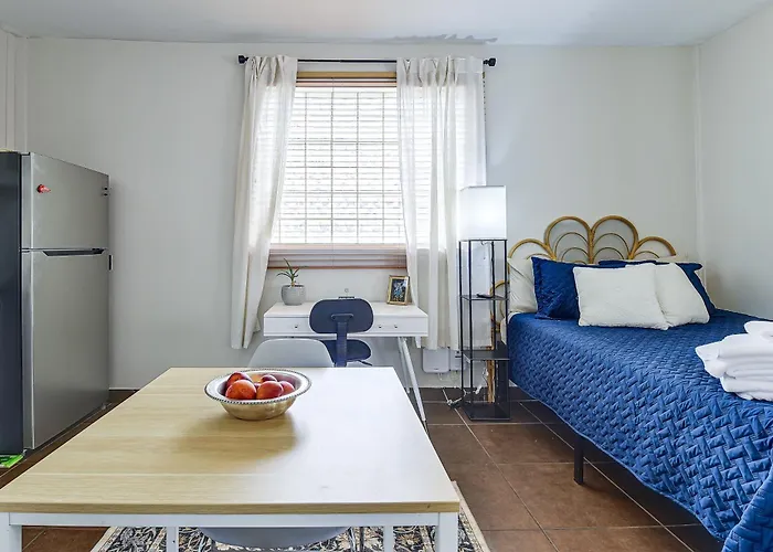 Great Walkable Location! Apartment *