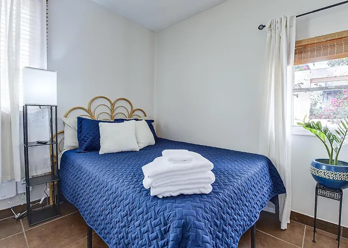 Great Walkable Location!
